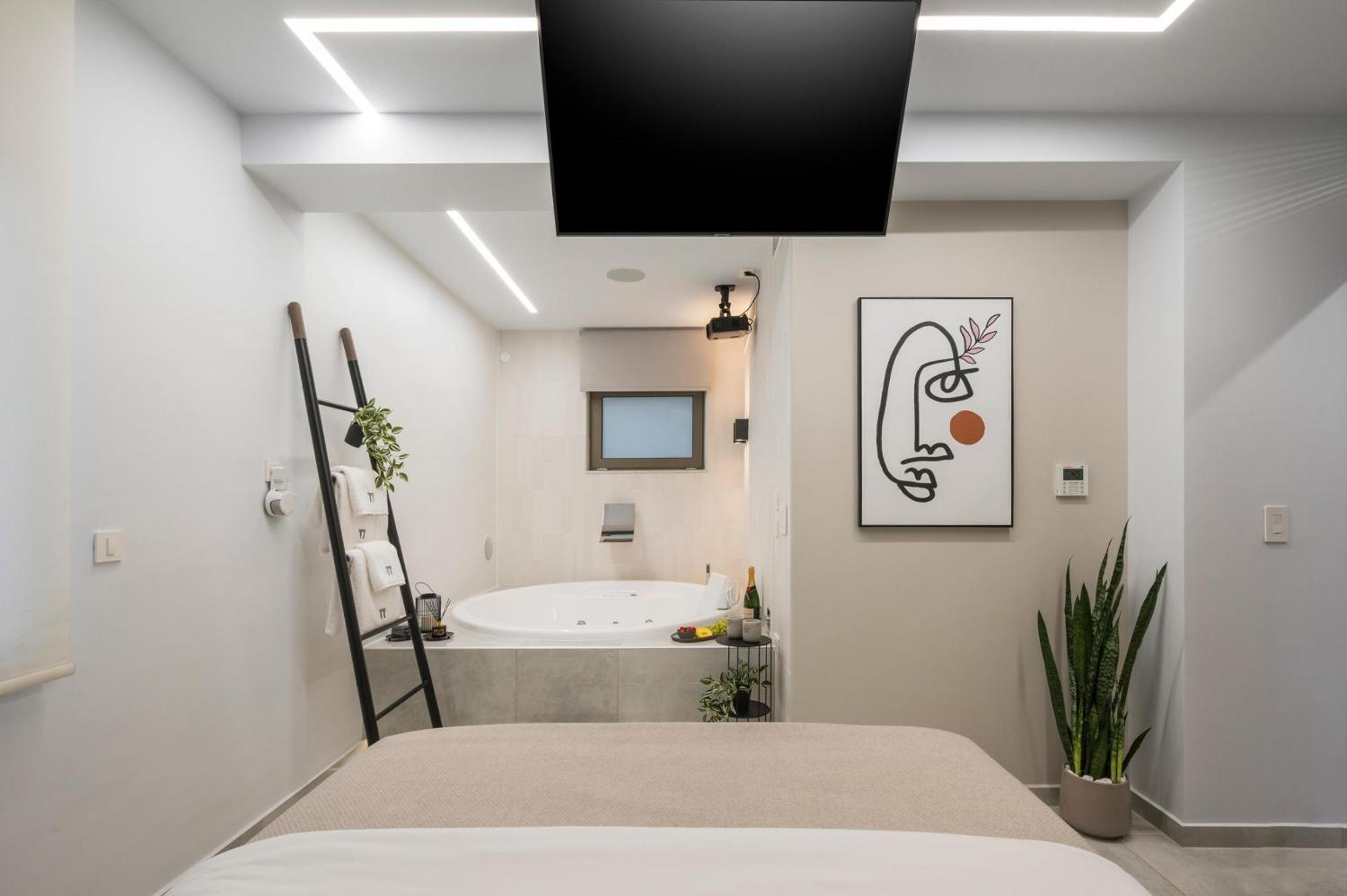 Π Suite Project: Smart Bnb Chania  Екстер'єр фото