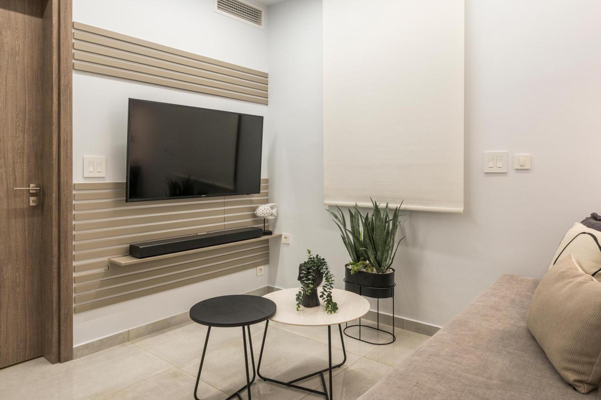 Π Suite Project: Smart Bnb Chania  Екстер'єр фото